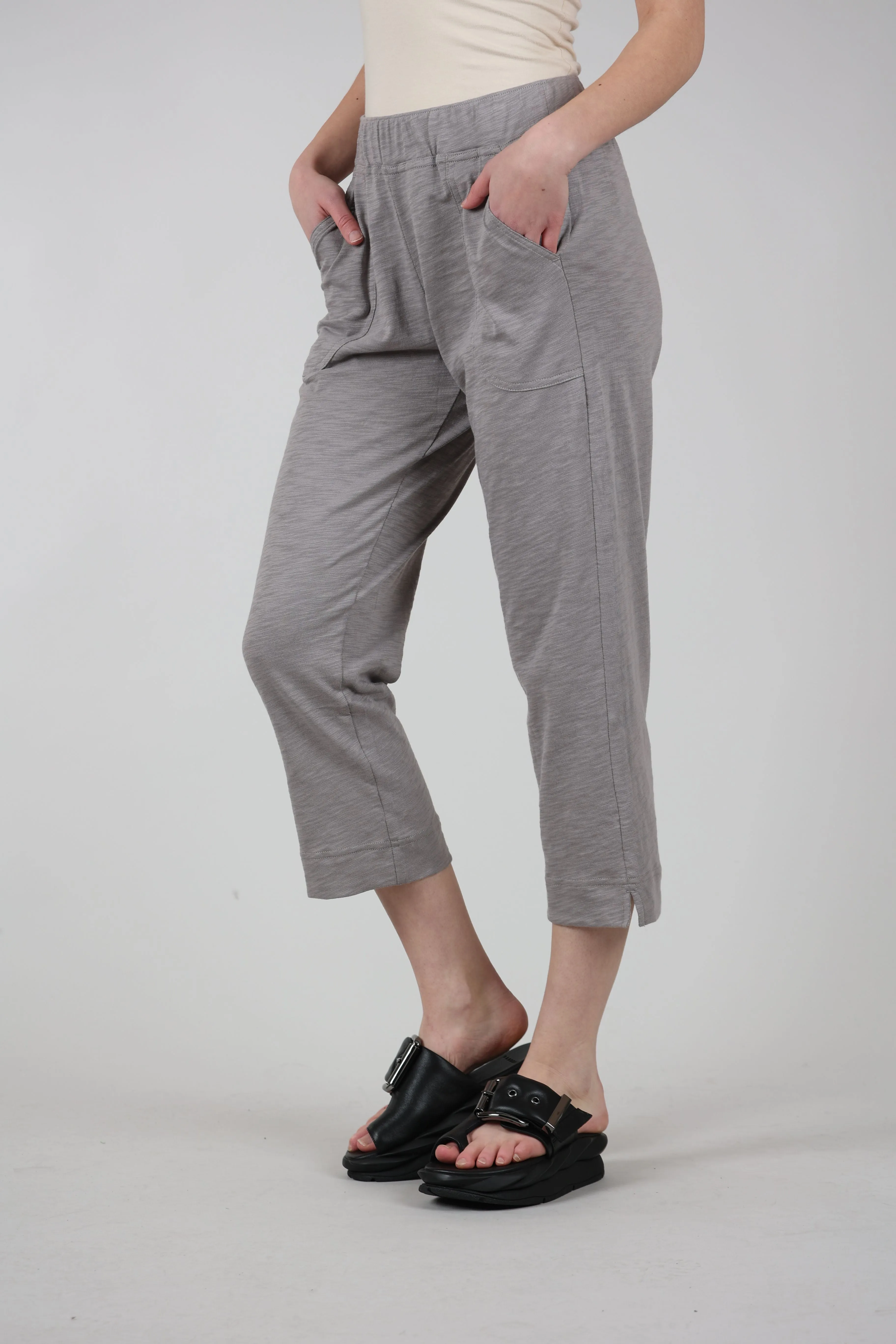 Cotton Slub Pocket Capri Pants, Fog