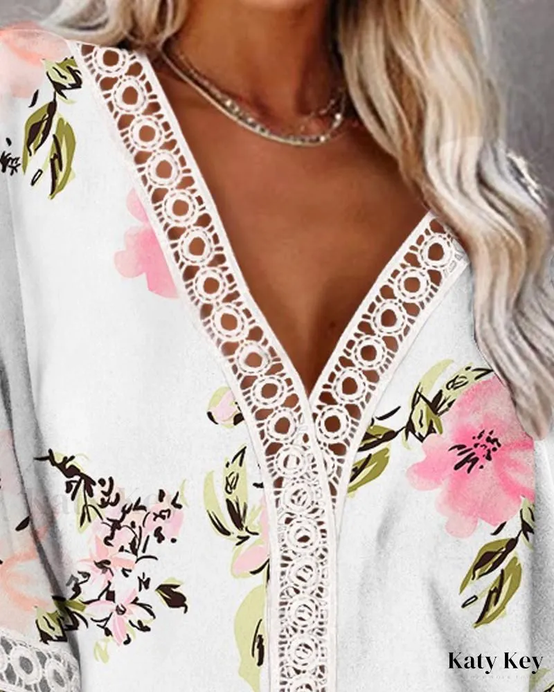 KatyKey - Chic Floral Print Top with Delicate Contrast Lace and Flattering Bell Sleeves