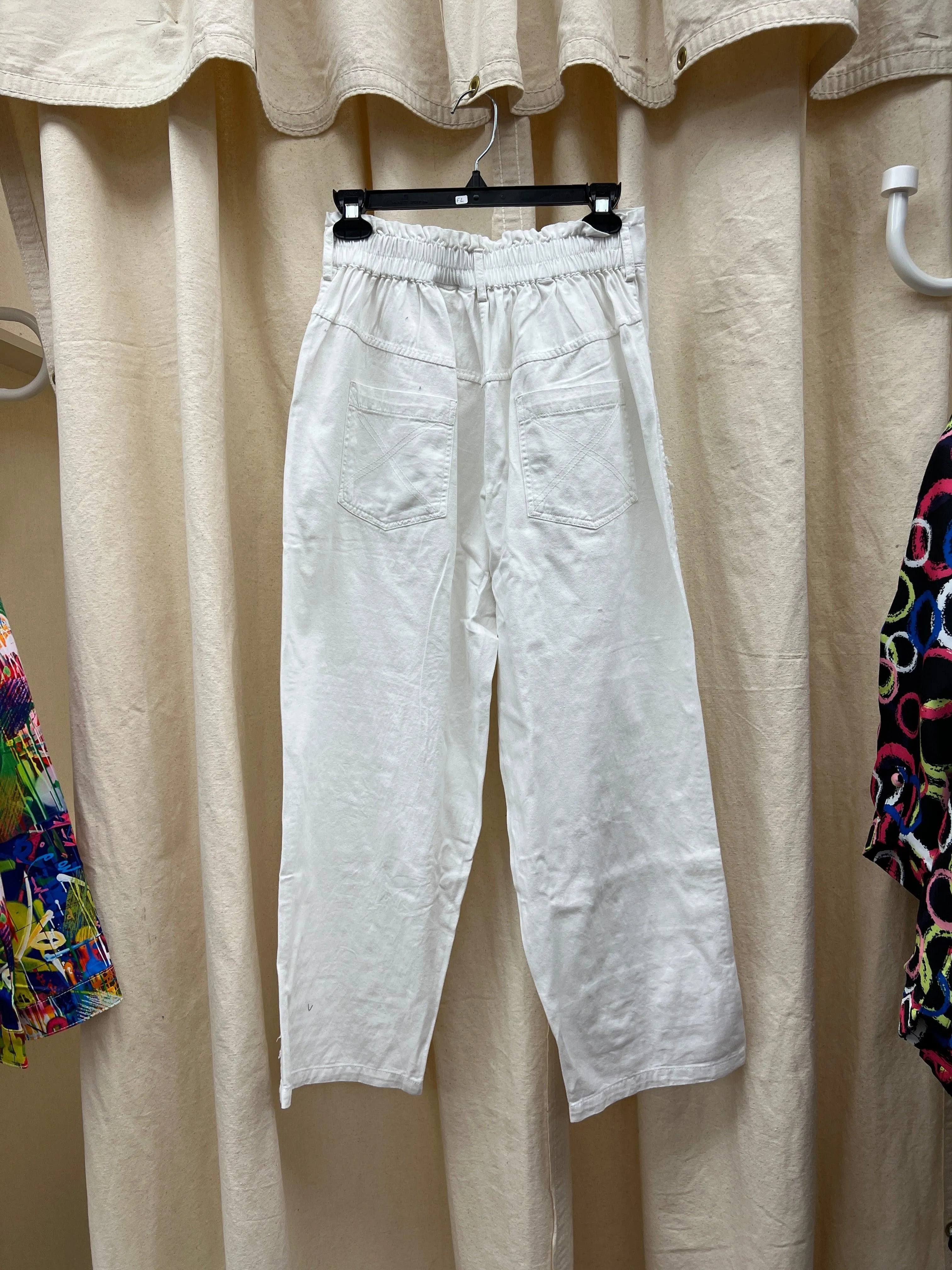 The PaperLace Distressed White Pants PVD-708P