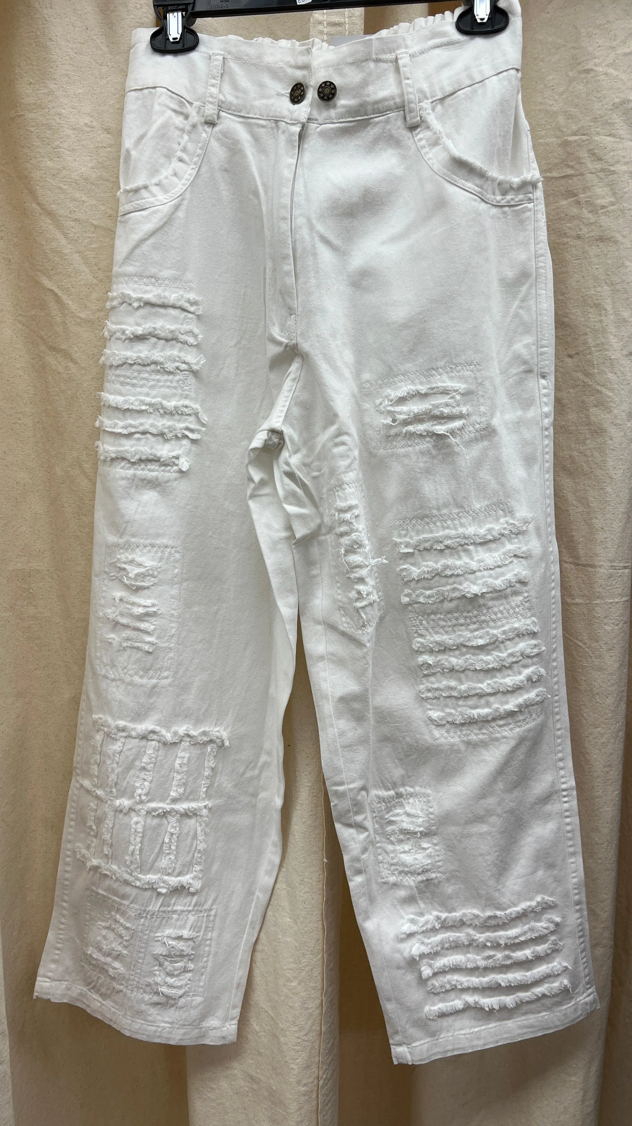 The PaperLace Distressed White Pants PVD-708P
