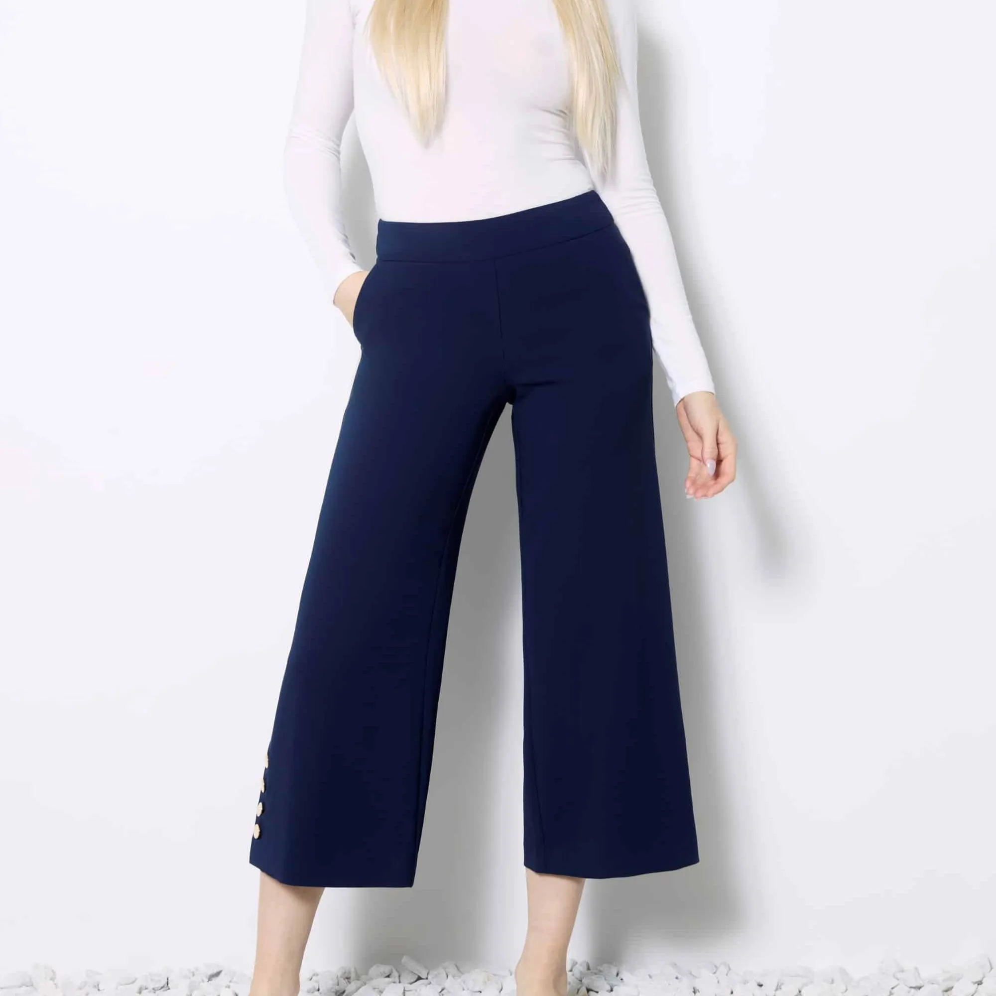 UP! - Solid Amalfi Wide Leg Cropped Pant - Navy